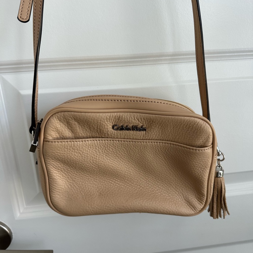 Calvin Klein crossbody